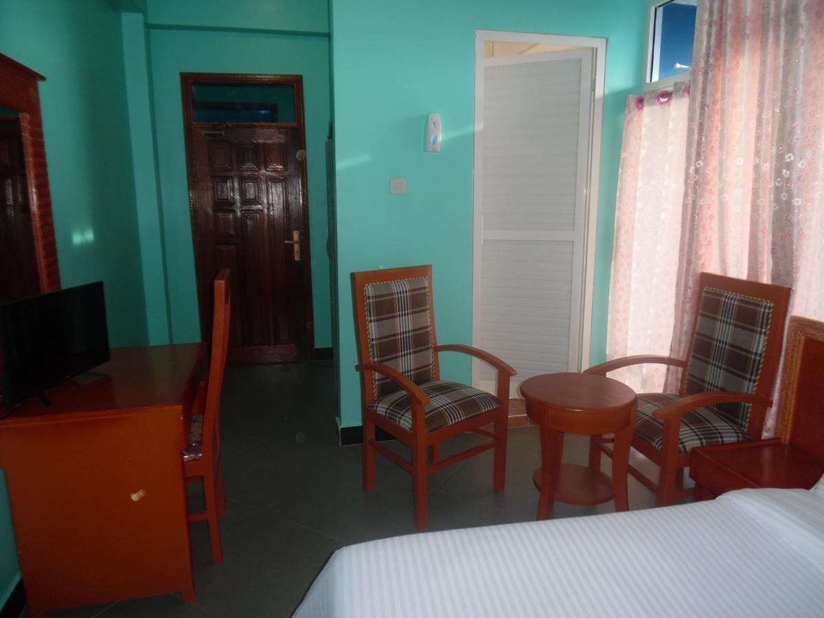 Bl Airport Hotel Dar es Salaam Exterior foto